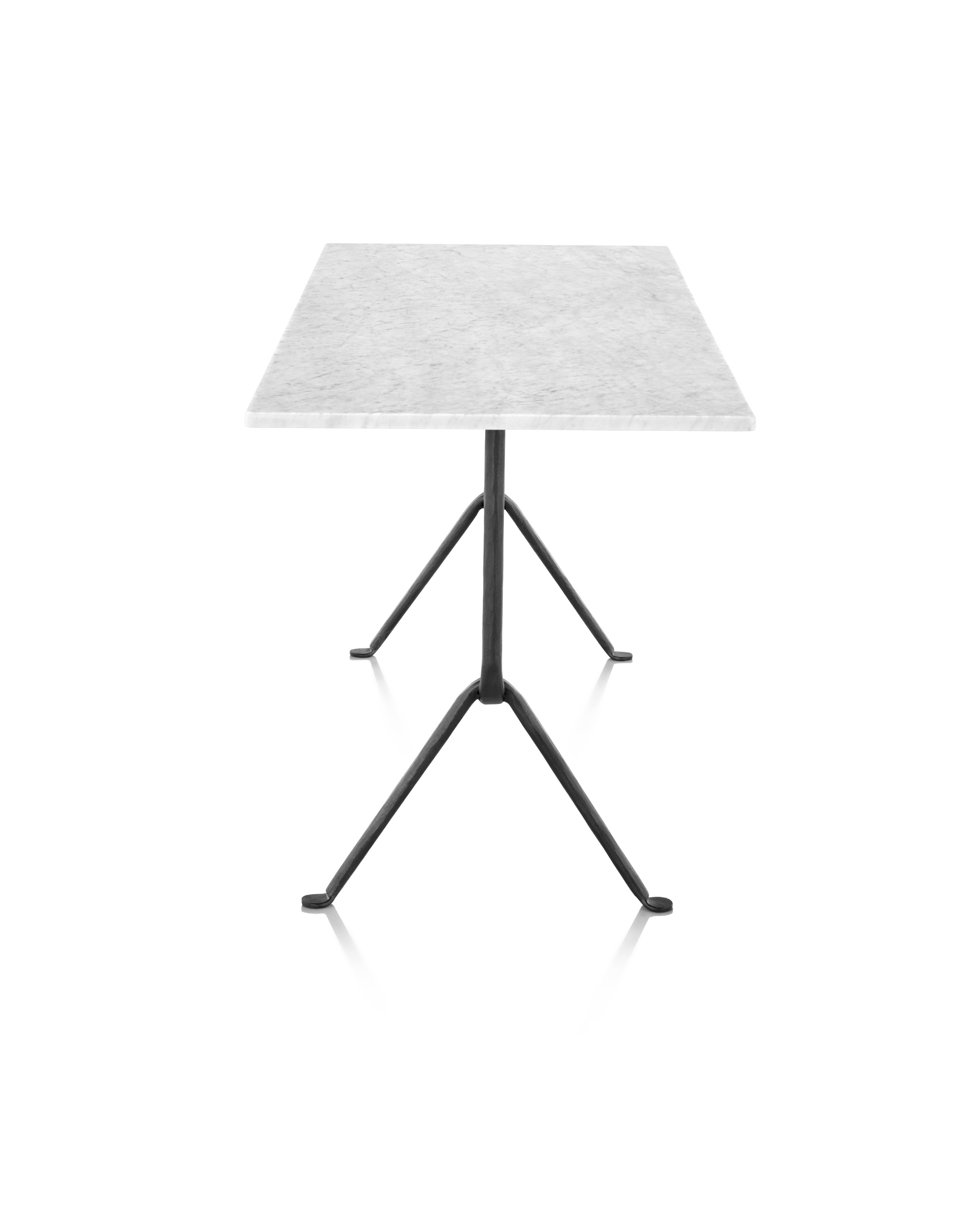 开云（中国） - 桌几|餐桌|办公家具|设计师家具|药房高脚台